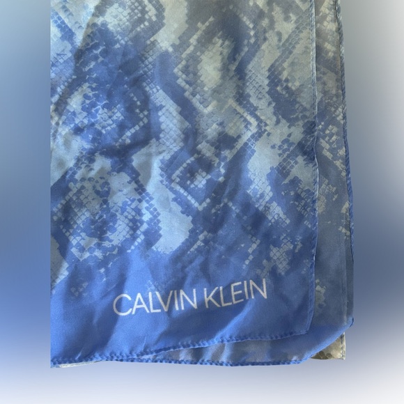 Calvin Klein Blue Gray Oversized Long Scarf 75" EUC - Picture 3 of 5